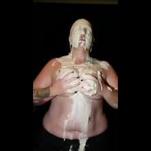 curiousvixen84: Marlaina Slimed 3 Times and Pied Once!