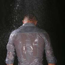 wamgame1: Nick Showers in Work Clothes