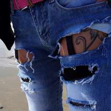 Wet_look_elena: Ripped Jeans and Stockings in the Sea