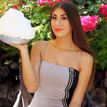 PieZone: Lash Queen Gets Creamed