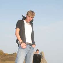 wamgame1: Suit Vs Denim at the Beach
