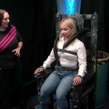 LiquidX: The Chair with Juliette