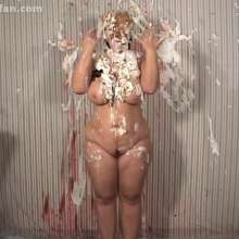 Anglefan: Busty BBW London Andrews pied in a micro bikini