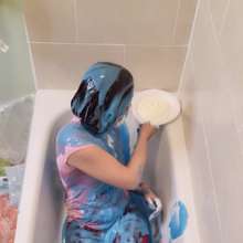 TheGungeZone: Belle's Messy Gunge Bath