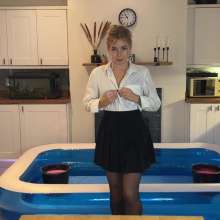 WAMfuns Messy Forfeits: Bex Strip Tease And Gunging
