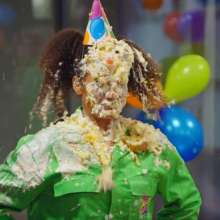 Pinhead: Cake fight #trybeforeyoudie