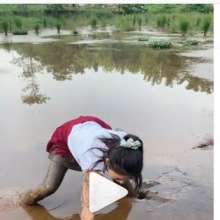 Dirty Muse: Muddy woman on Instagram