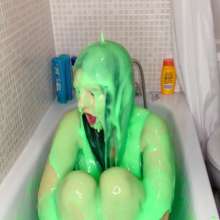 ErinMoore: Erin Moore Takes 40 Litres of Thick Green Gunge!