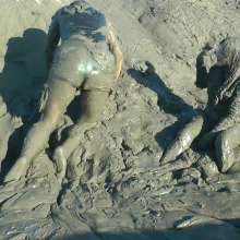 DungeonMasterOne: Festival Mud Party with Felicity and Maria!