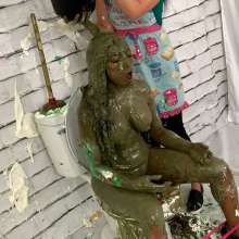 Messygirl: New Messygirl Download: Flushed 2