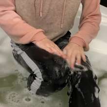 Wet Live Team: Fun Foam Games in the Jacuzzi with Nastya