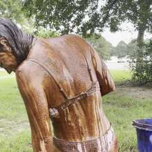 FunFilled Photography: Mallory Sploshes around in Mud!