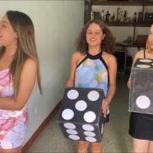 RevSlymsford: Messy Shampoos: Girls Compete For Their Choice