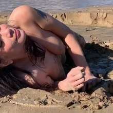 boychucker: Sexy Asian Milf cums until she squirts in the mud
