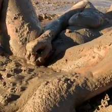 boychucker: Sexy Asian Milf cums until she squirts in the mud