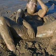 boychucker: Sexy Asian Milf cums until she squirts in the mud