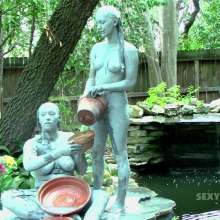 Alana SexyMessyBabes: Sexy Garden Statues