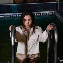 wet.look.me: Wetlook girl dressed in jumpsuit shorts, pantyhose get wet | Wetlook.biz