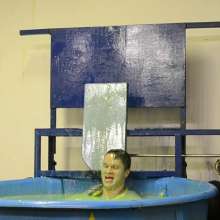 GungeTankBabes: New Scene with Aaron Dunked in Gunge Playing Hayley Says