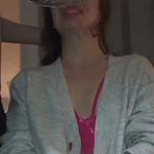 D-Pies: Messy Ella Gif Drop 1