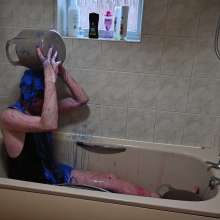 Gunge_is_great: Jason's Gunge and Foam Bath Time