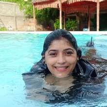 WetPlace: Jazminss Enjoying At Pool In Formal Clothes