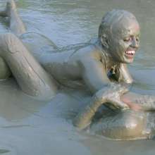 Lara_eurowam: Judith Is Back with Her Girlfriend for Another Mud Fun