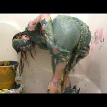 RevSlymsford: Kaydens: Messy Nikes and Cake Sitting