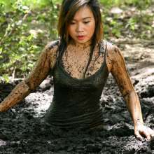 dlodoski: Chloe Exploring Peat--Photos