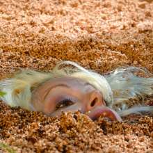 dlodoski: Summer the Jungle Girl Chased into Hollywood Quicksand--Photos