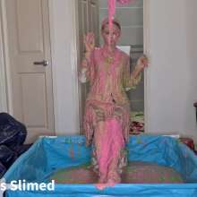 Aussie girls slimed: Office Girl Sharni Gets Slimed