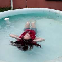 Thefetishgirl: Swimming Pool Hair Play