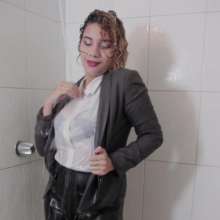 lovingmessy4you: Wetlook in the Shower Business Suit