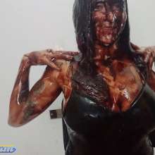 Hikari-Studio-Wam: Biannca Has a Lot of Fun Getting All Dirty