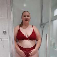 CheekyLuna: CheekyLuna's Underwear In A Can Product Review
