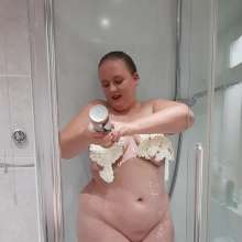 CheekyLuna: CheekyLuna's Underwear In A Can Product Review