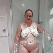 CheekyLuna: CheekyLuna's Underwear In A Can Product Review
