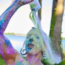 messyhot: Chikkin and Ari Cake by the Lake (not the Ocean)