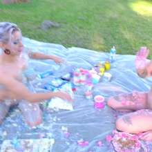 messyhot: Chikkin and Ari Cake by the Lake (not the Ocean)