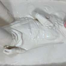 Your Wet Cat: Clay Seduced a Schoolgirl and Covered Her from Head to Toe