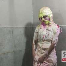 Ready2Wam Studio: Diana Gets Soaked After Playing Card With Monica