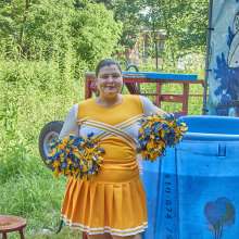 JD and Messy Andi: Another Cheerleader Dunking!