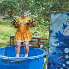 JD and Messy Andi: Another Cheerleader Dunking!