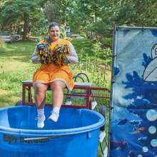 JD and Messy Andi: Another Cheerleader Dunking!