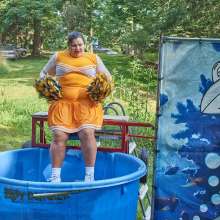 JD and Messy Andi: Another Cheerleader Dunking!