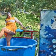 JD and Messy Andi: Another Cheerleader Dunking!