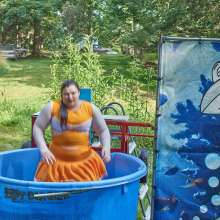 JD and Messy Andi: Another Cheerleader Dunking!