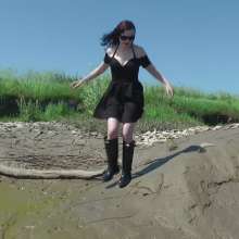 DungeonMasterOne: Honeysuckle's Party Dress Mudbath