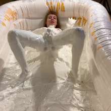 RevSlymsford: Kaydens Totally Covers Herself + Wanks In Marshmallow Fluff