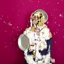 The Man and The Wife: New Download: 'Kelli's 30 Pie Barrage'
